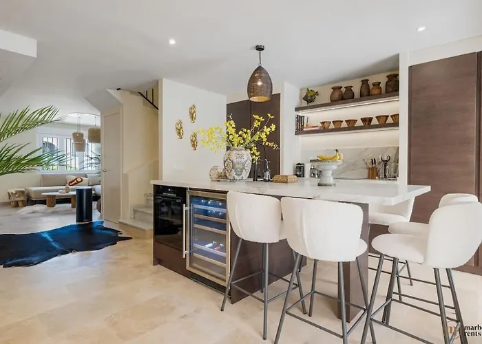 Costabella Townhouse Ref #82 마르베야