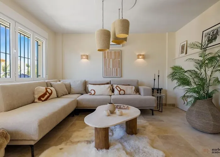 아파트 Costabella Townhouse Ref #82