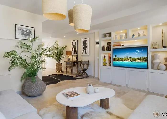 아파트 Costabella Townhouse Ref #82 *