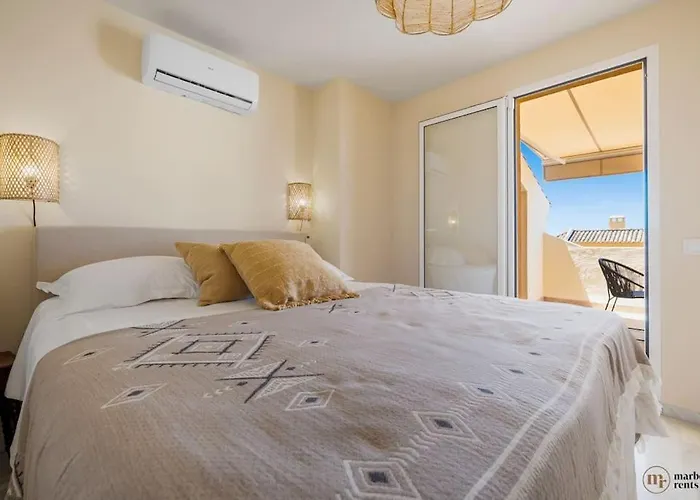 Costabella Townhouse Ref #82 아파트 마르베야