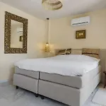 Costabella Townhouse Ref #82 * Marbella